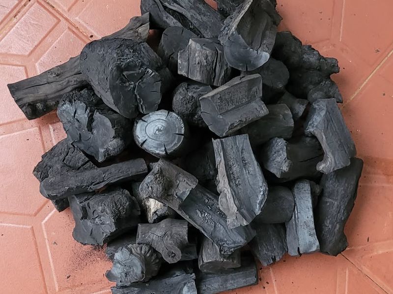 Coffee wood lump charcoal